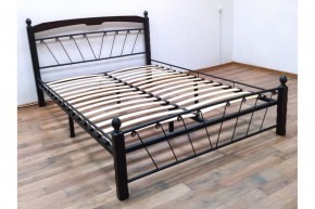 Кровать "Муза 1" КМД10  Черная (1600*2000) (ножки-шоколад) с коваными изделиями в Кудымкаре - kudymkar.mebel-74.com | фото
